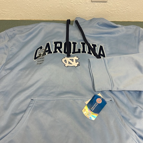 North Carolina Majestic Hoodie Men’s Size XL (NEW WITH TAGS) - Picture 7 of 7